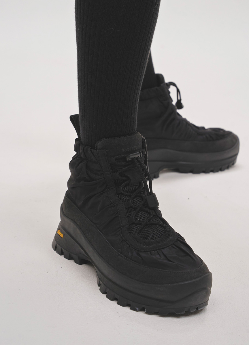 素材拼接機能短靴